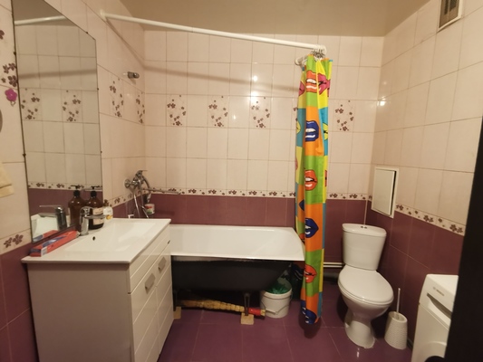 Продам однокомнатную (1-комн.) квартиру, Восточная ул, 5, Березовский г