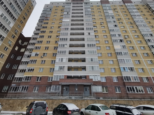 Продам однокомнатную (1-комн.) квартиру, Восточная ул, 5, Березовский г