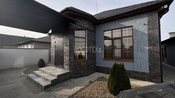 Продам дом, Мира ул, Крымск г, 0 км от города