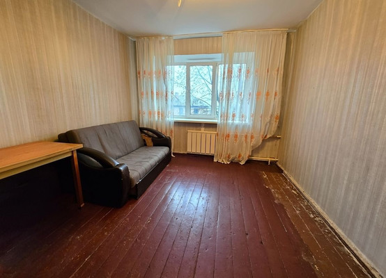 Продам комнату в 10-комн. квартире, Первомайская ул, 16, Хатунь с