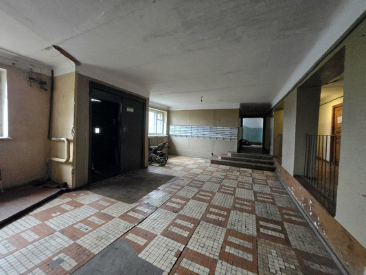 Продам комнату в 10-комн. квартире, Первомайская ул, 16, Хатунь с