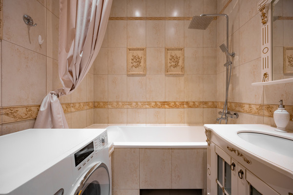 Сдам трехкомнатную (3-комн.) квартиру, Киевская ул, 3, Санкт-Петербург г