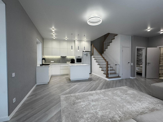 Продам коттедж, Большая Заречная ул, 72А, Казань г, 0 км от города