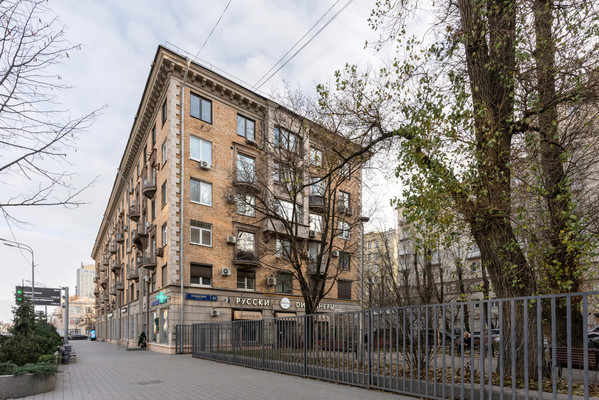 Продам многокомнатную квартиру, Ленинский пр-кт, 21, Москва г