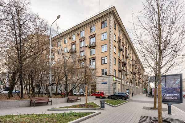 Продам многокомнатную квартиру, Ленинский пр-кт, 21, Москва г