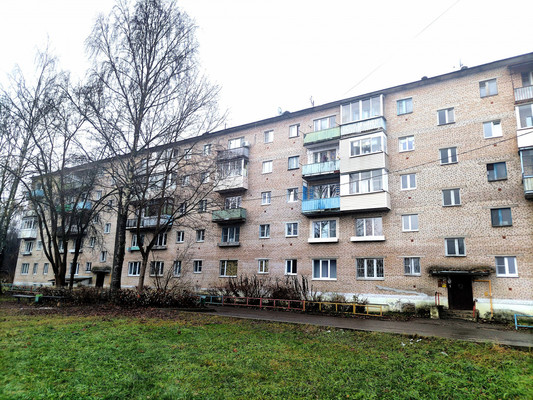 Продам однокомнатную (1-комн.) квартиру, 8, Автополигон п