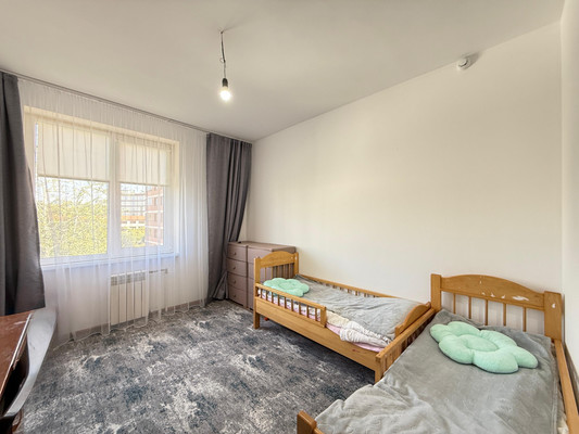 Продам трехкомнатную (3-комн.) квартиру, Московская ул, 12, Нальчик г