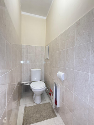 Продам трехкомнатную (3-комн.) квартиру, Московская ул, 12, Нальчик г