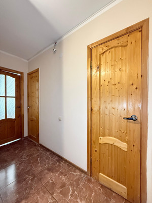 Продам трехкомнатную (3-комн.) квартиру, Московская ул, 12, Нальчик г