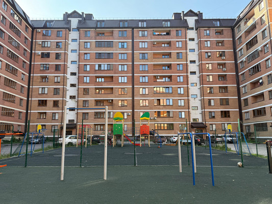 Продам трехкомнатную (3-комн.) квартиру, Московская ул, 12, Нальчик г