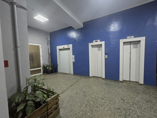 Продам комнату в 12-комн. квартире, Морской Пехоты ул, 6к1, Санкт-Петербург г