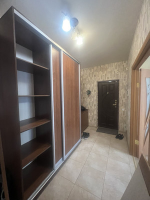 Продам двухкомнатную (2-комн.) квартиру, 1 Конной Армии ул, 21в, Симферополь г