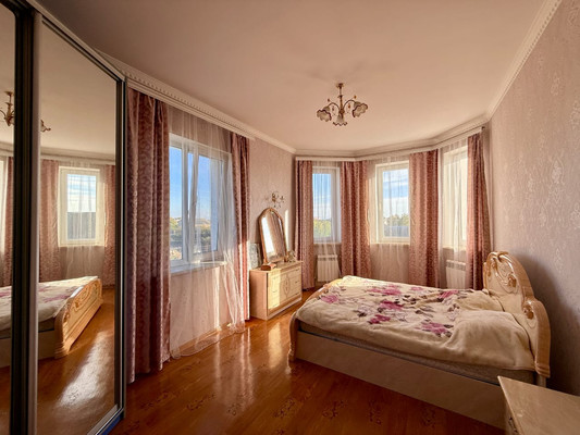 Продам дом, Вишневая ул, 63, Укромное с, 0 км от города