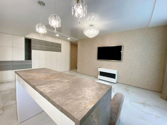 Продам двухкомнатную (2-комн.) квартиру, Пирогова (Центральный р-н) ул, 5, Сочи г