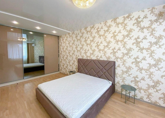 Продам двухкомнатную (2-комн.) квартиру, Пирогова (Центральный р-н) ул, 5, Сочи г