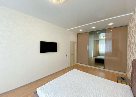 Продам двухкомнатную (2-комн.) квартиру, Пирогова (Центральный р-н) ул, 5, Сочи г