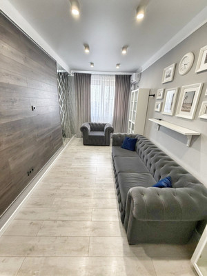 Продам двухкомнатную (2-комн.) квартиру, Старокубанская ул, 2/23к2, Краснодар г