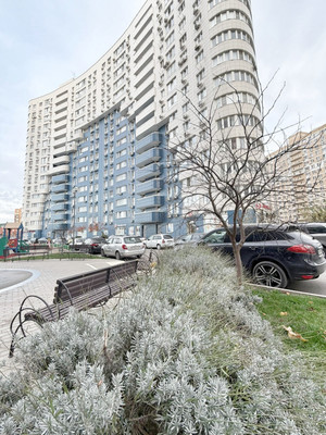 Продам двухкомнатную (2-комн.) квартиру, Старокубанская ул, 2/23к2, Краснодар г