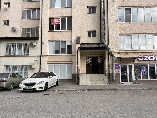 Продам многокомнатную квартиру, Ватутина ул, 29б, Нальчик г