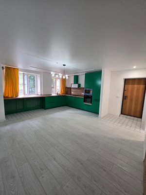 Продам трехкомнатную (3-комн.) квартиру, Артема ул, 7ка, Ставрополь г