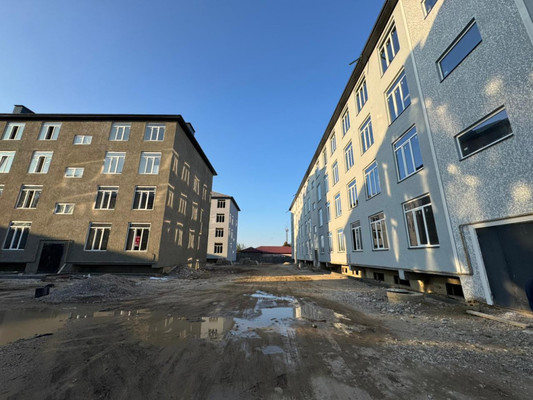 Продам трехкомнатную (3-комн.) квартиру, Мовсисяна ул, 15, Нальчик г