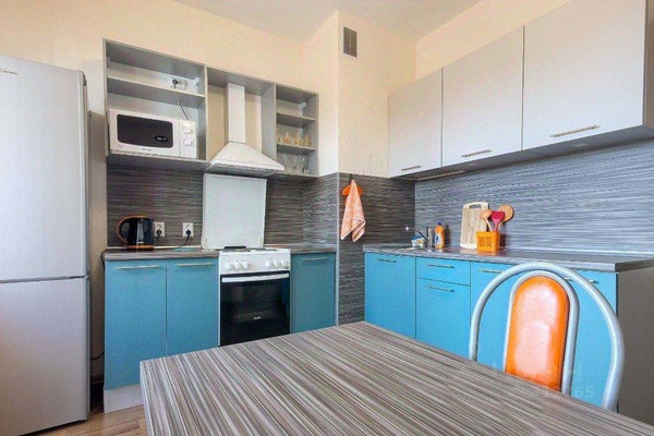 Продам однокомнатную (1-комн.) квартиру, Южное ш, 51к3, Санкт-Петербург г