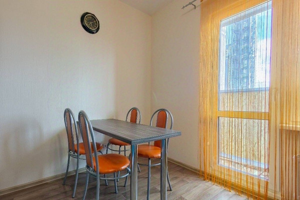 Продам однокомнатную (1-комн.) квартиру, Южное ш, 51к3, Санкт-Петербург г