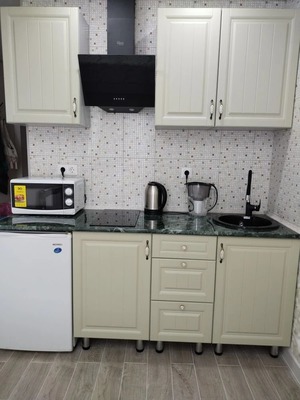 Продам однокомнатную (1-комн.) квартиру, Калинина ул, 33, Феодосия г