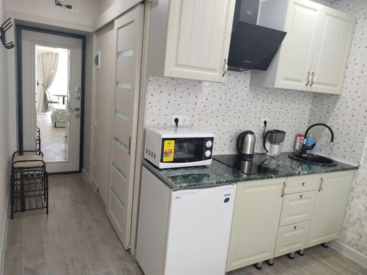 Продам однокомнатную (1-комн.) квартиру, Калинина ул, 33, Феодосия г