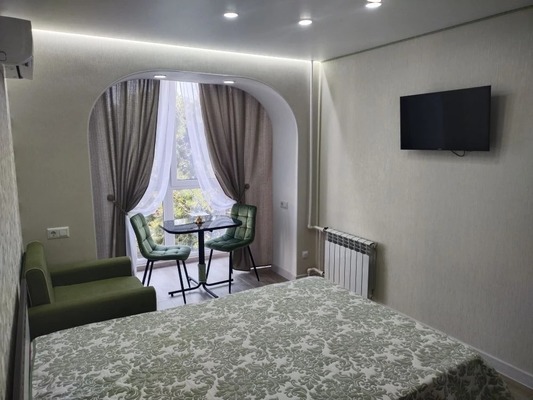 Продам однокомнатную (1-комн.) квартиру, Калинина ул, 33, Феодосия г