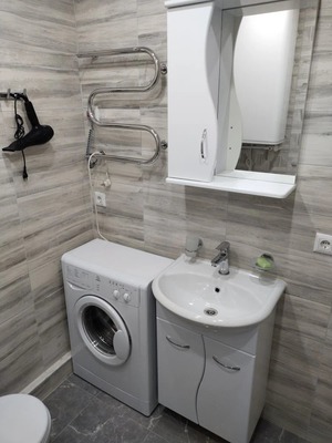 Продам однокомнатную (1-комн.) квартиру, Калинина ул, 33, Феодосия г