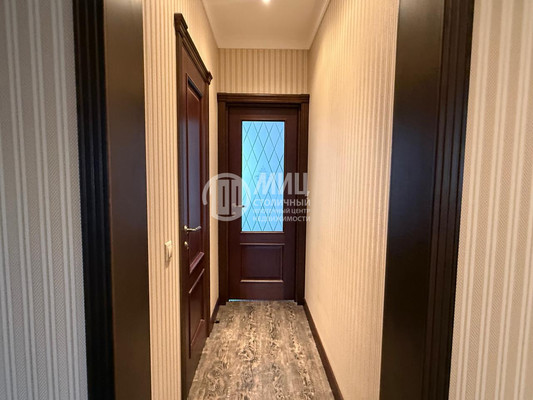 Продам трехкомнатную (3-комн.) квартиру, Ильинский б-р, 7, Красногорск г