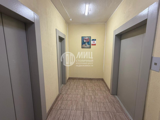 Продам трехкомнатную (3-комн.) квартиру, Ильинский б-р, 7, Красногорск г