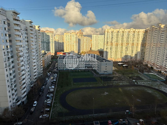 Продам трехкомнатную (3-комн.) квартиру, Ильинский б-р, 7, Красногорск г