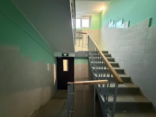 Продам трехкомнатную (3-комн.) квартиру, Мичурина ул, 4, Кленово с