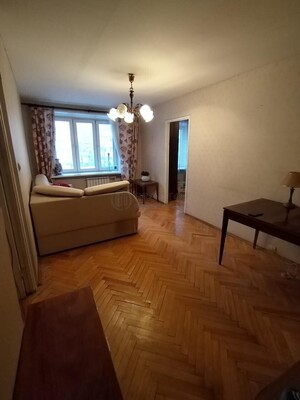 Продам трехкомнатную (3-комн.) квартиру, Судостроительная ул, 1, Москва г