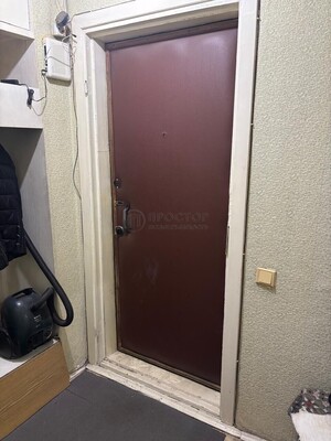 Продам однокомнатную (1-комн.) квартиру, Кухмистерова ул, 20, Москва г