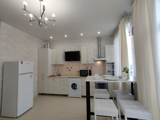 Продам однокомнатную (1-комн.) квартиру, Загородная (Центральный р-н) ул, 5/4, Сочи г