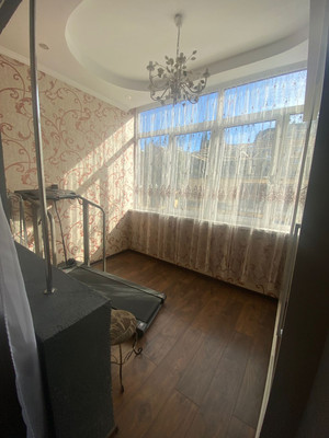 Продам трехкомнатную (3-комн.) квартиру, Невская (Центральный р-н) ул, 18, Сочи г