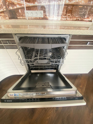 Продам трехкомнатную (3-комн.) квартиру, Невская (Центральный р-н) ул, 18, Сочи г