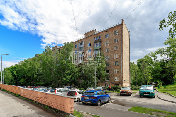 Продам двухкомнатную (2-комн.) квартиру, Марии Ульяновой ул, 17к1, Москва г