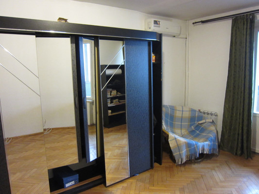 Продам однокомнатную (1-комн.) квартиру, Скаковая ул, 34к4, Москва г