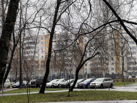 Продам трехкомнатную (3-комн.) квартиру, Косинская ул, 24к2, Москва г