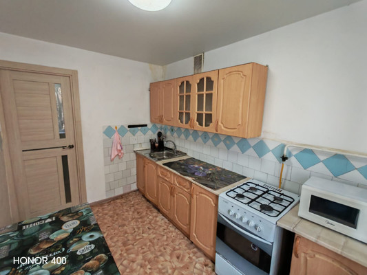 Продам двухкомнатную (2-комн.) квартиру, Ленина ул, 16, Майкоп г