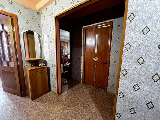 Продам двухкомнатную (2-комн.) квартиру, Звездная ул, 47, Туапсе г