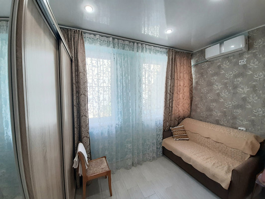 Продам однокомнатную (1-комн.) квартиру, Высокогорная ул, 48а, Барановка с