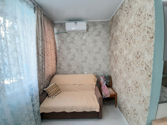 Продам однокомнатную (1-комн.) квартиру, Высокогорная ул, 48а, Барановка с