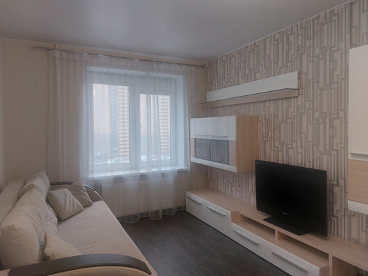 Сдам однокомнатную (1-комн.) квартиру, Валерия Гаврилина ул, 11к1, Парголово п