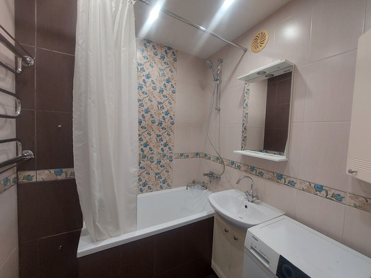 Сдам однокомнатную (1-комн.) квартиру, Валерия Гаврилина ул, 11к1, Парголово п