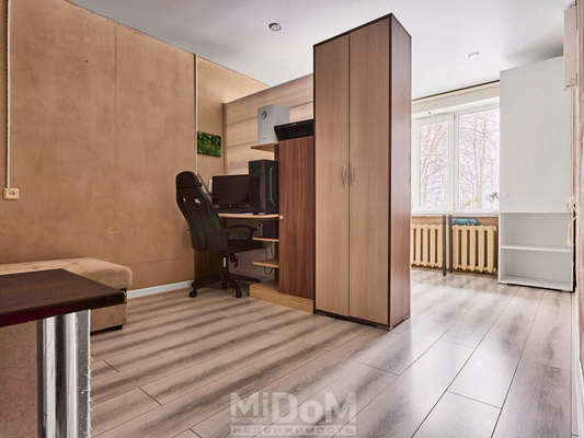 Продам однокомнатную (1-комн.) квартиру, Военный городок ул, 65, Янино-1 гп